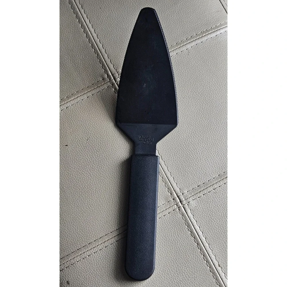 The Pampered Chef Nylon‎ Black Plastic Slice n Serve Pie Cake Cutter Server